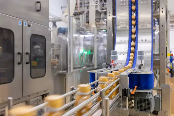 anlage zur Etikettierung und Konfektionierung 